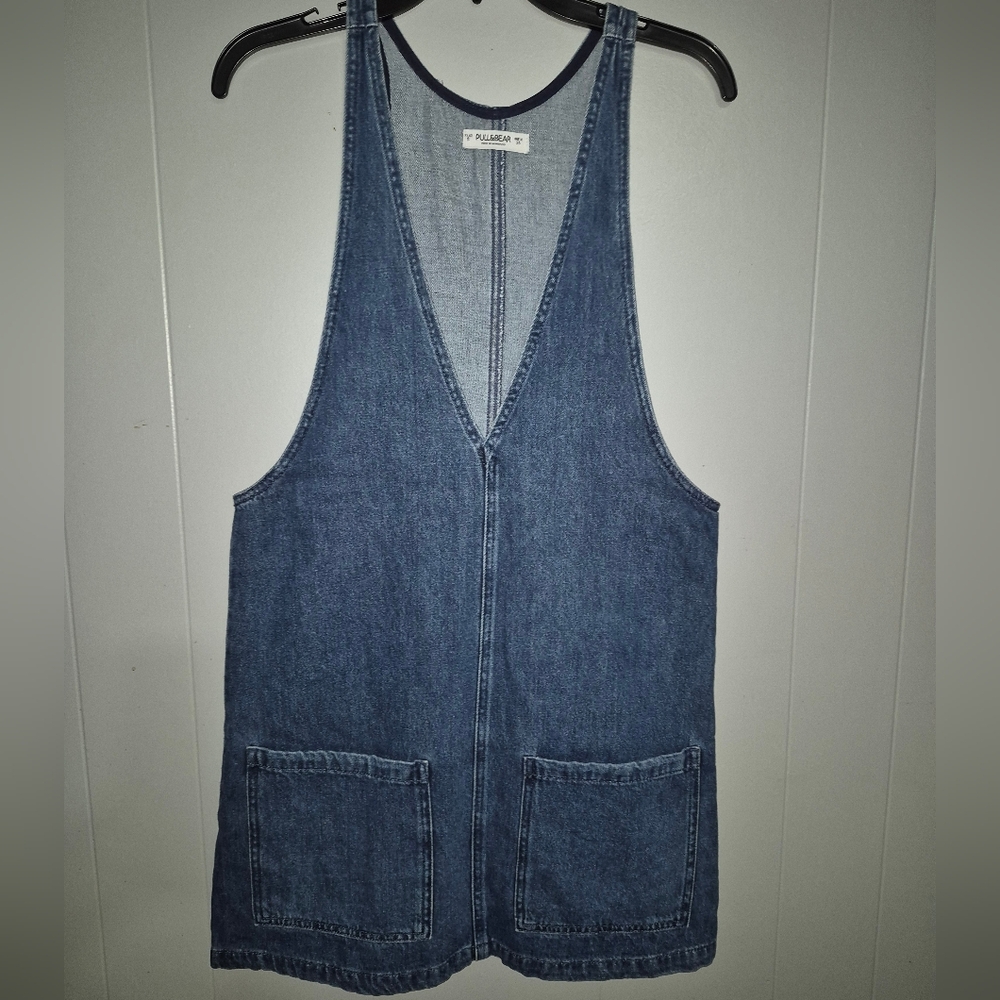 Cute denim double pocket mini dress from Pull & Bear Size Small